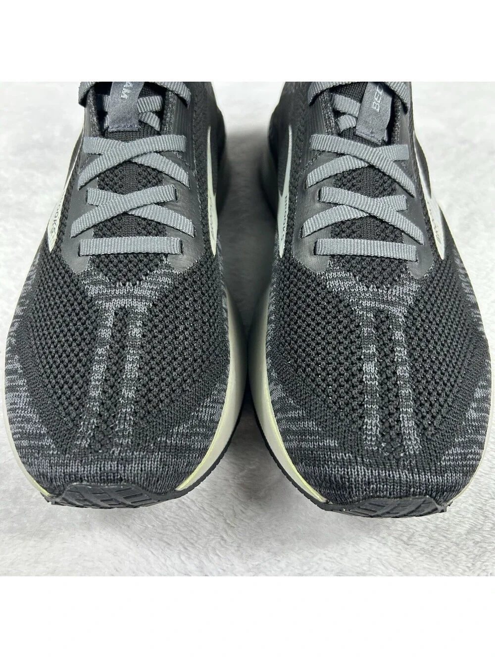 Brooks Bedlam 3 Mens Running Shoes Size 8 Black Blackened Pearl White New in Box